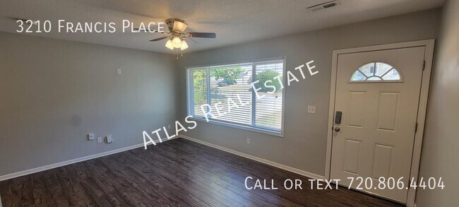 Building Photo - Remodeled 4 bedroom minutes from the KU ca...