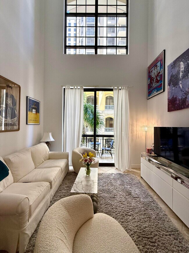 Foto del edificio - 801 S Olive Ave