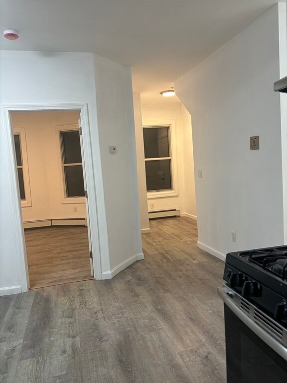 Foto del edificio - 690 Winthrop Ave