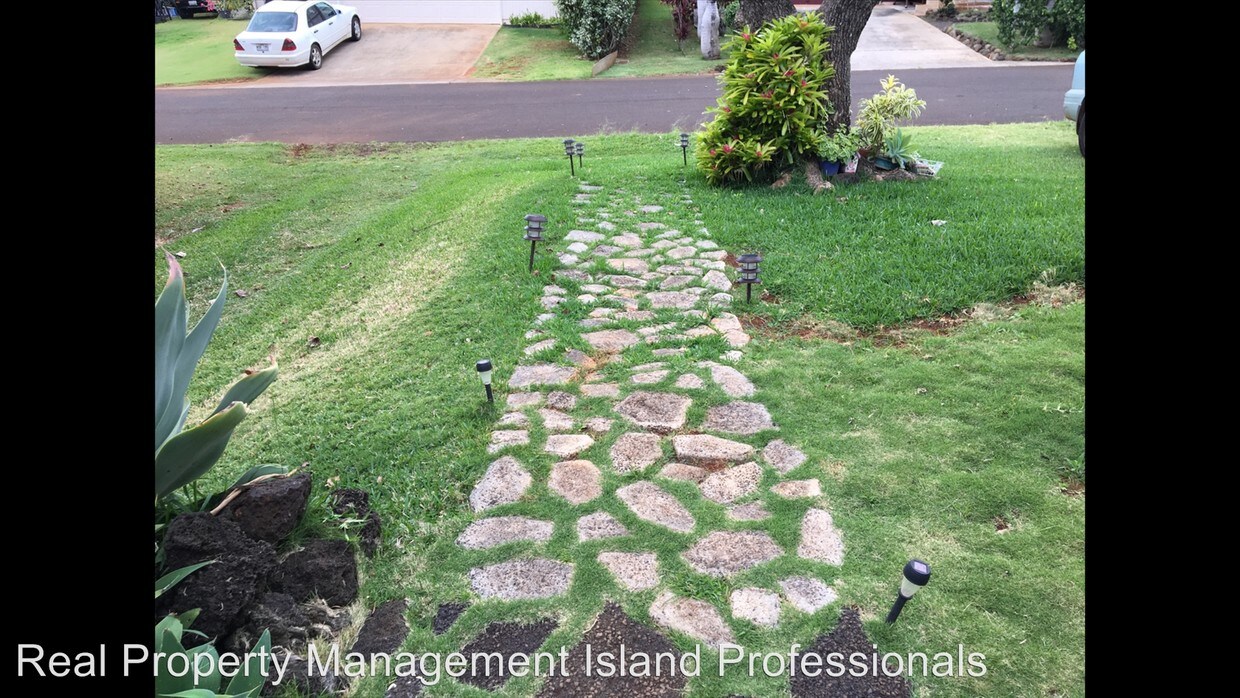 Primary Photo - 5268 Ihilani Pl