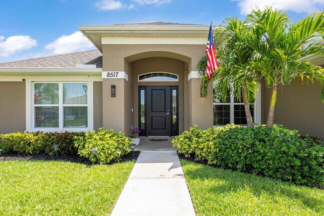 Photo - 8517 Waterstone Blvd House