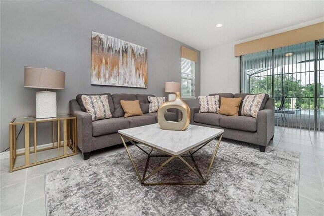 Foto del edificio - 8923 Zurich Ln