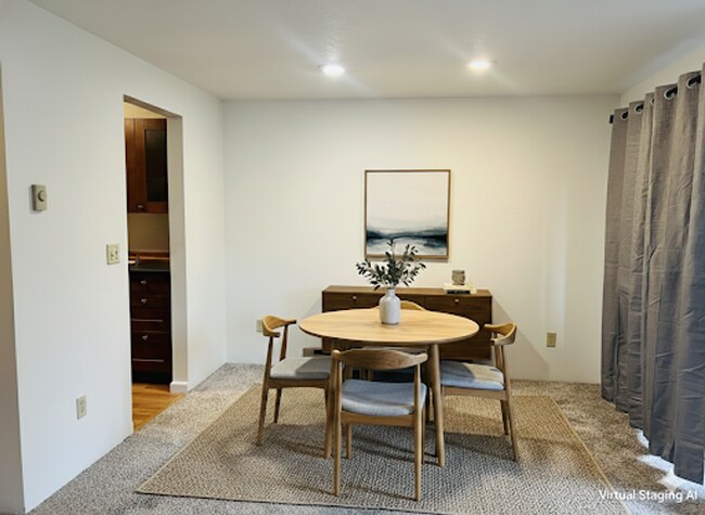 Foto del edificio - First Full Month's Rent Free! Bright and Airy One Bedroom Condo - Water, Sewer & Trash Covered!