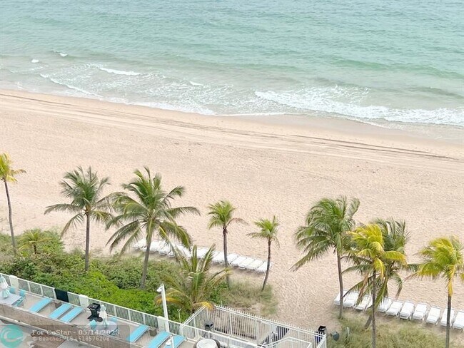 Building Photo - 3400 Galt Ocean Dr