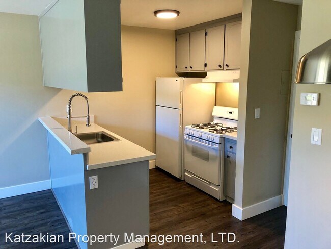 Foto del edificio - 843 N Yosemite St