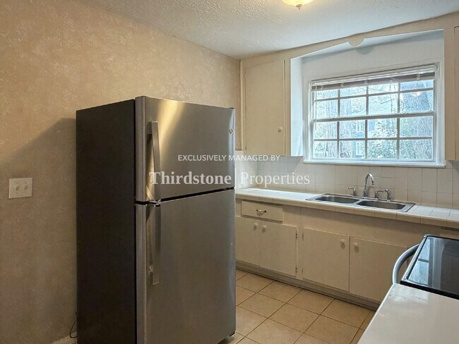 Foto del edificio - 2660 Gale Ct