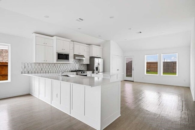 Foto del edificio - 26603 Woodland Strawberry Ln