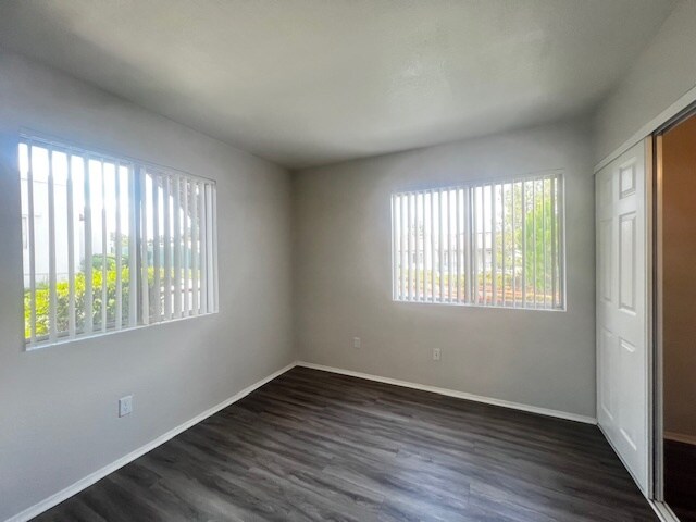 Un dormitorio - High Desert Villas - 55+ Senior Community