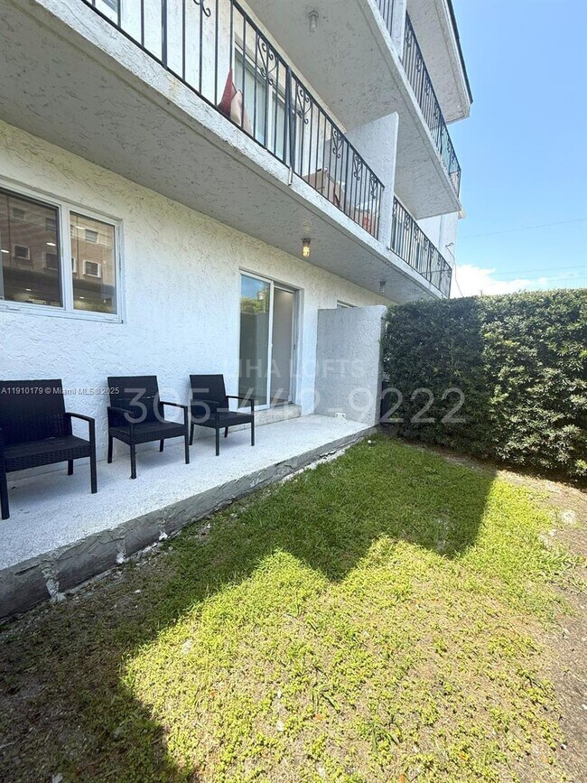 Foto del edificio - 1328 NW 4th St