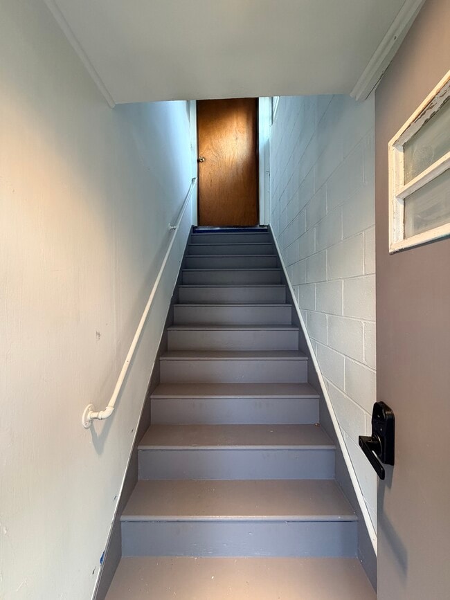 Stairs - 814 W Highland Ave