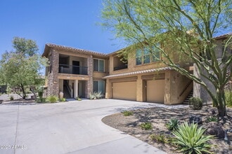 Building Photo - 2425 W Bronco Butte Trl