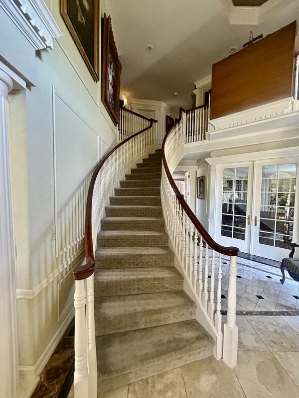 Foto del edificio - 7245 Barber's Grove Ln