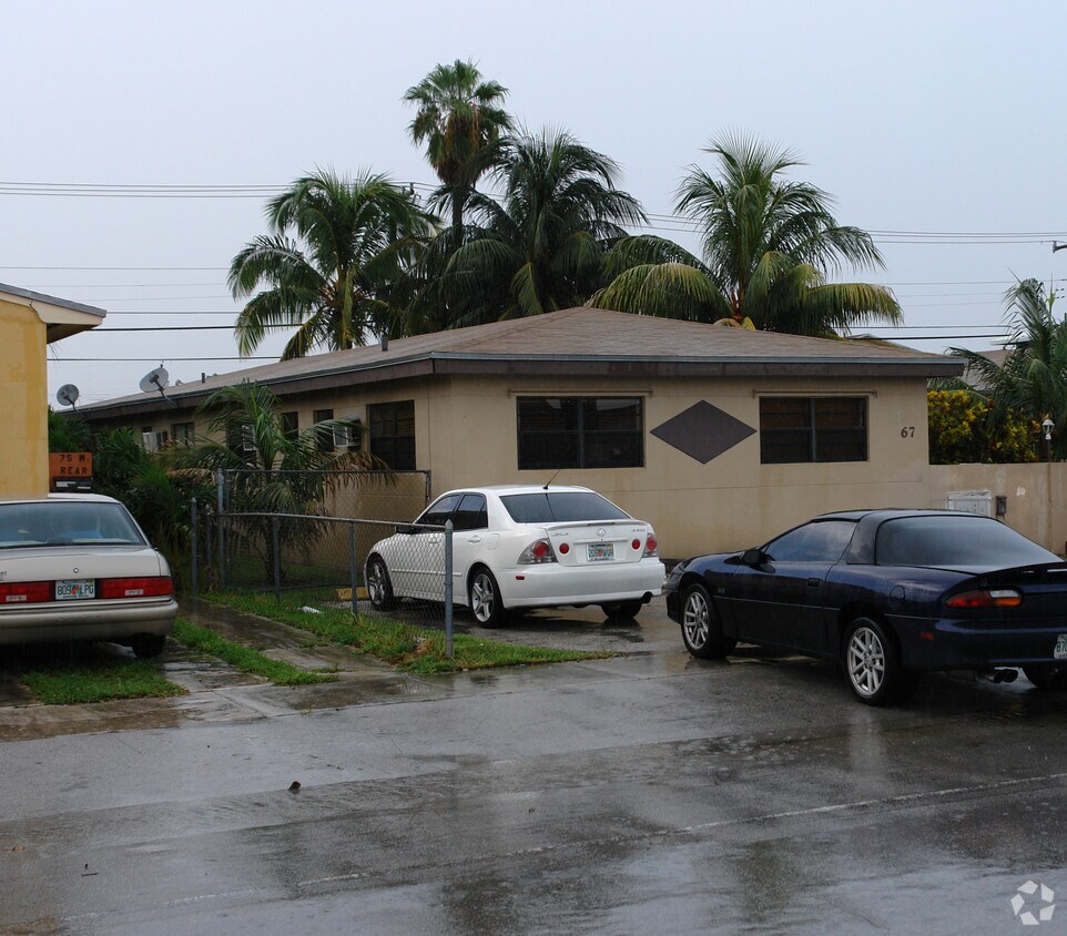 Foto del edificio - 59-67 W 10th St