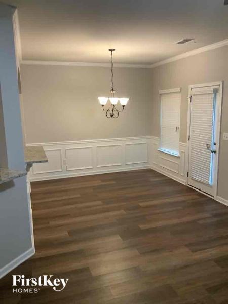 Building Photo - 5558 Union Pointe Pl