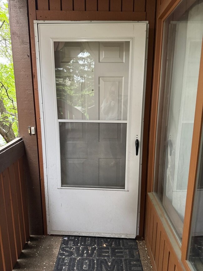 Foto del edificio - 7202 Foxridge Cir