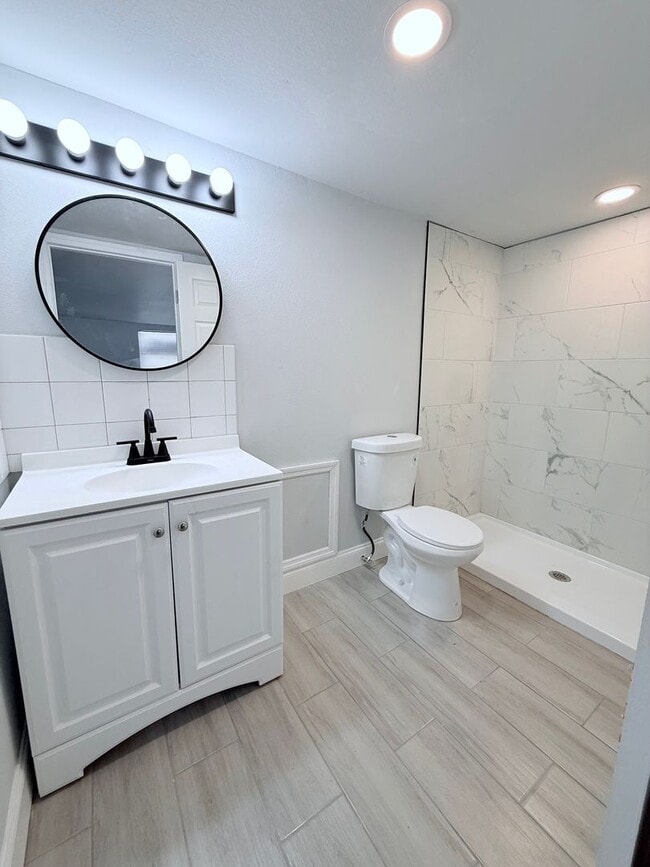 Photo - 1111 50th Avenue Plaza W Apartment