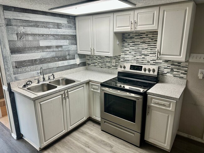 Foto del edificio - 907 E. Patterson Street
