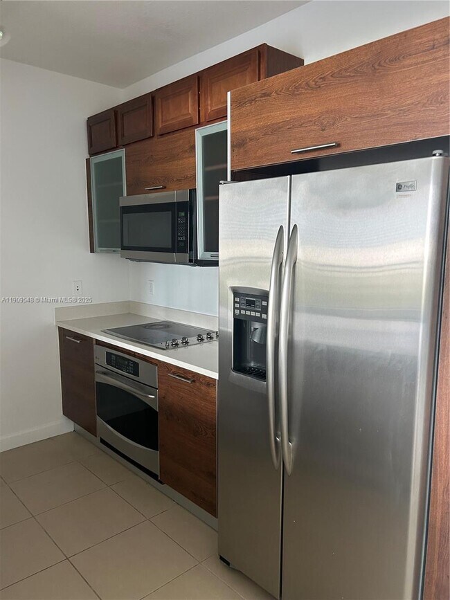 Foto del edificio - 480 Hibiscus St