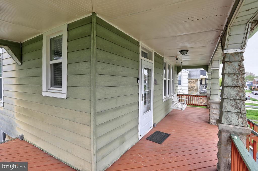 Foto principal - 2621 Hillcrest Ave