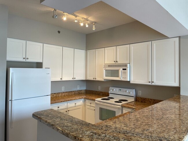 Foto del edificio - 1315 East Blvd