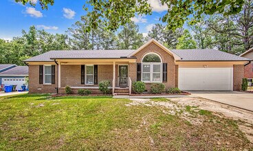 Building Photo - 2713 Leabrook Dr