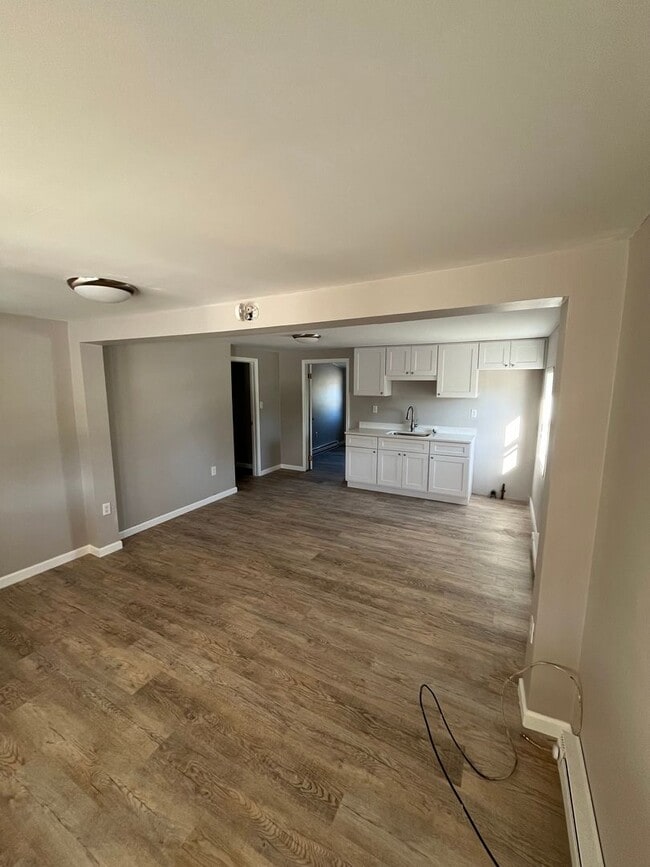 Building Photo - 796 Hanover Pike