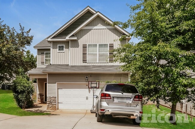 Building Photo - 3923 Griese Ln