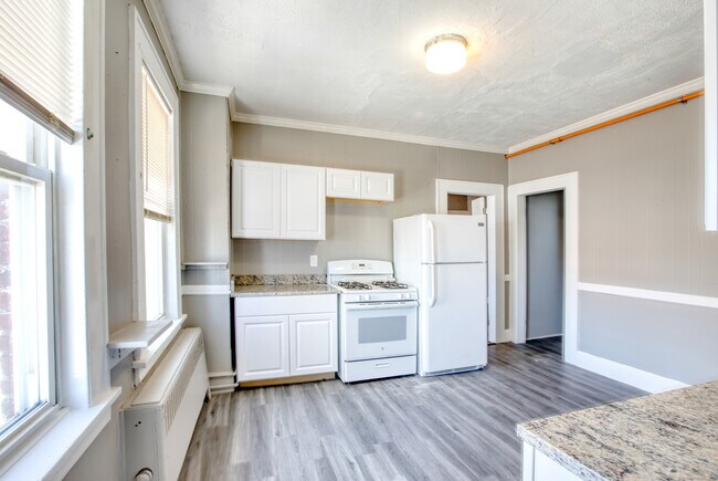 Foto del edificio - 2716 Fairfield Ave