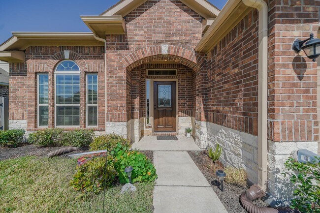 Foto del edificio - 3417 Fawnwood Dr