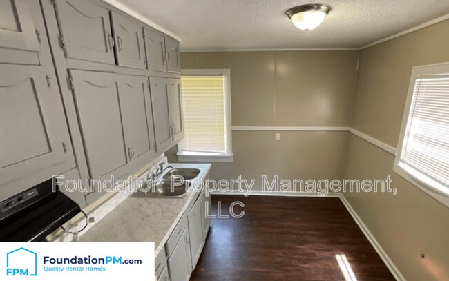 Building Photo - 3434 Randolph St