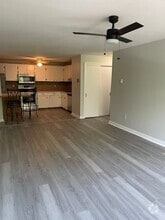 Building Photo - 14 Mayberry Dr