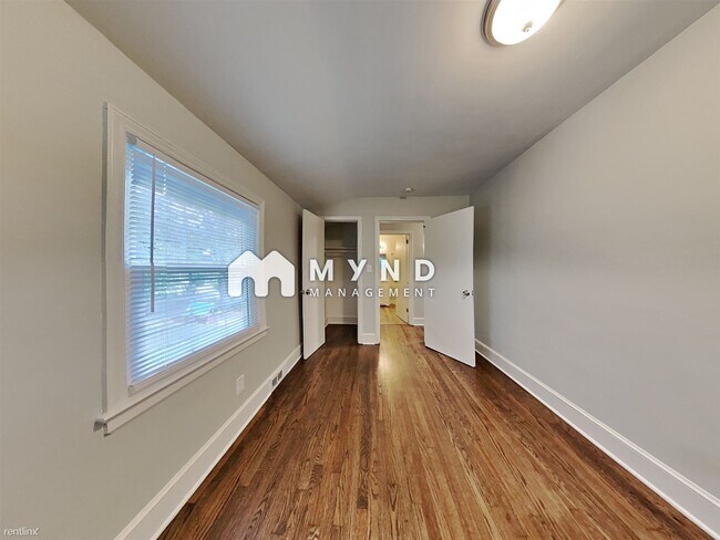 Building Photo - 3 br, 1 bath House - 2036 Oaklawn Ave