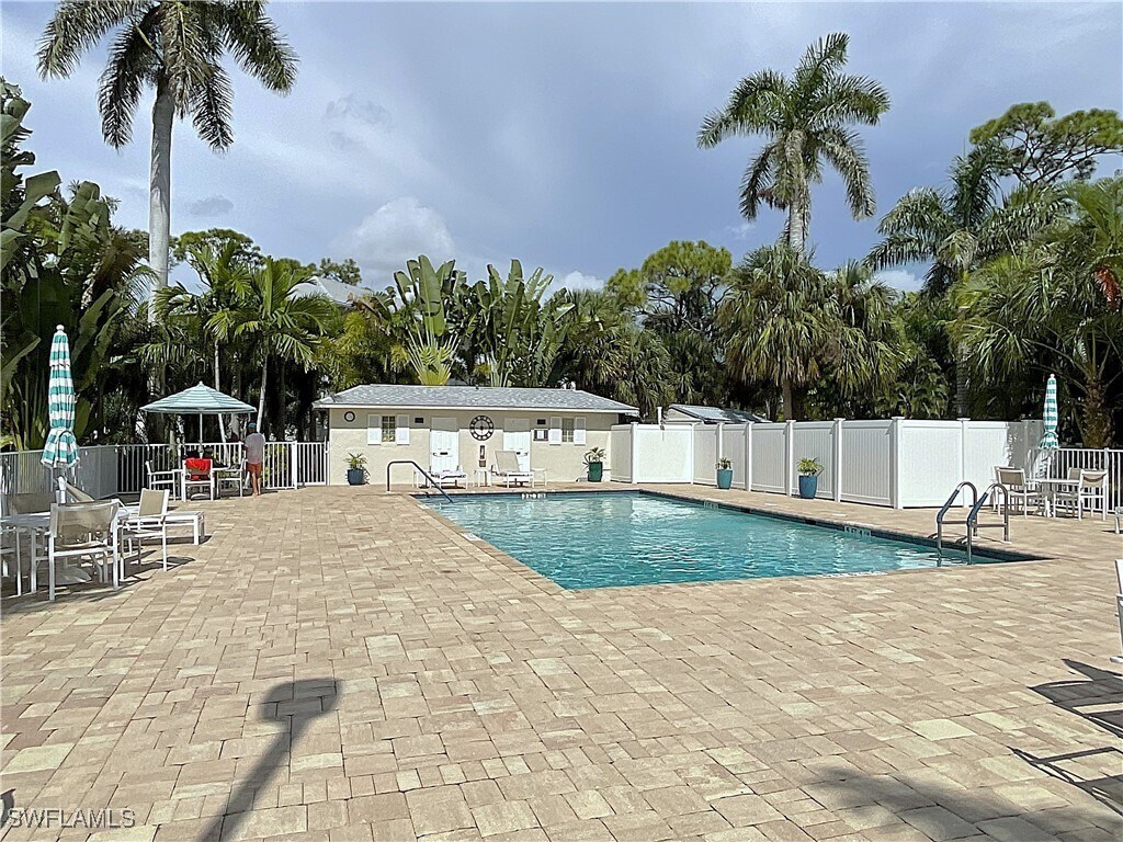 Foto del edificio - 3002 Sandpiper Bay Cir