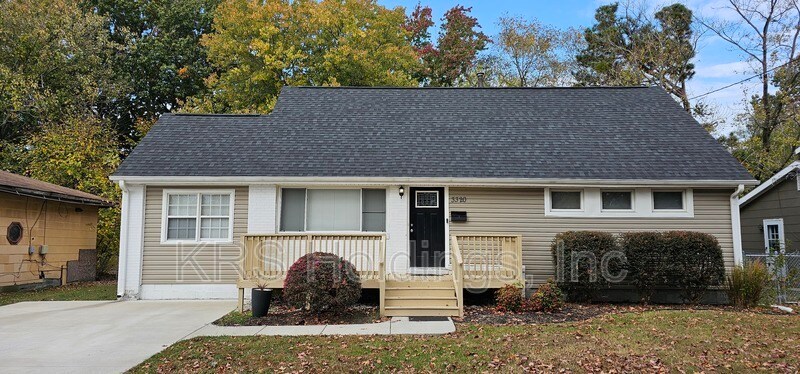 Primary Photo - 3320 W Lewis Rd