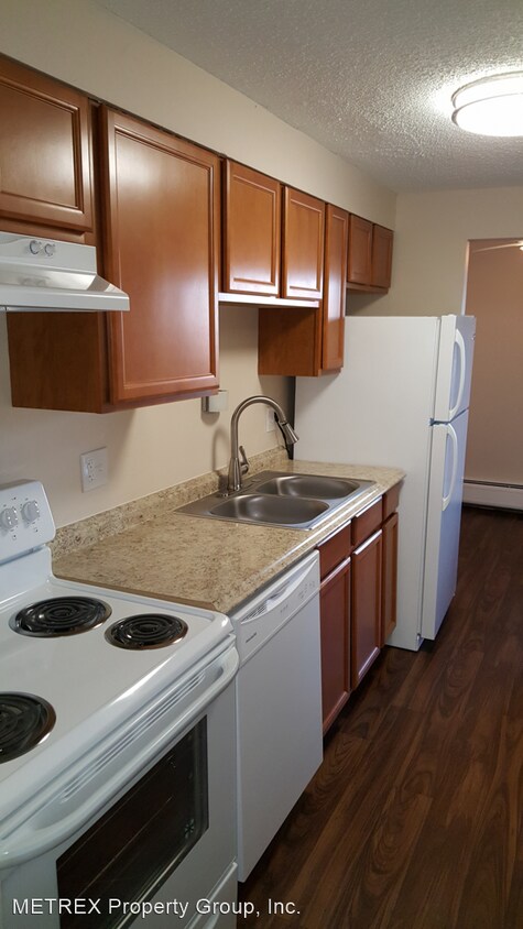 Primary Photo - 1 br, 1 bath Apartment - 1300 S Birch St