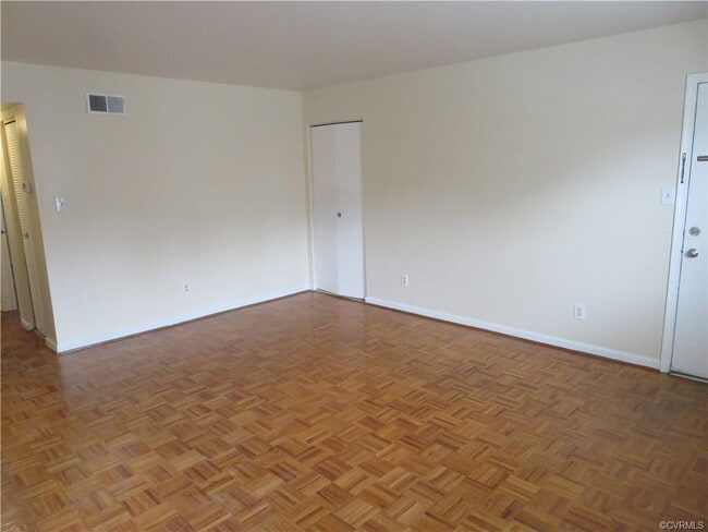 Foto del edificio - 311 Ballard St