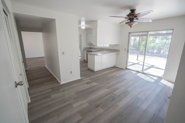 Building Photo - Charming Single-Story 3-Bedroom Home in Canyon Country!