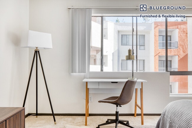 Foto del edificio - 10985 Bluffside Dr