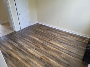 Building Photo - 123 Portland St