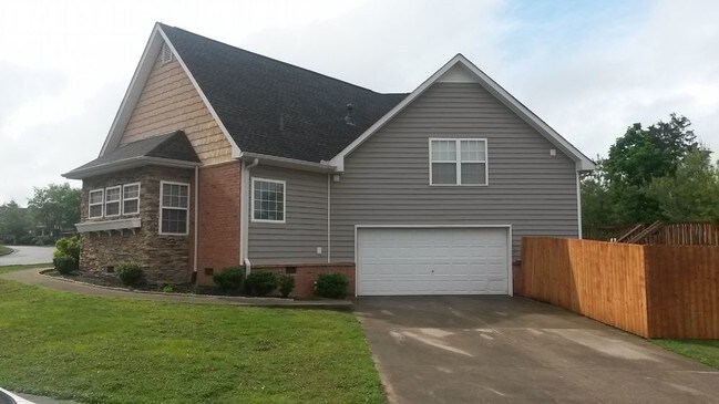 Foto del edificio - 1753 Woodland Pointe Dr