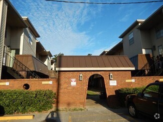 Building Photo - 2509 Giuffrias Ave