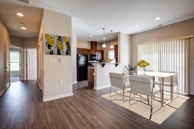Foto del edificio - Preserve at Autumn Ridge Apartments and Townhomes