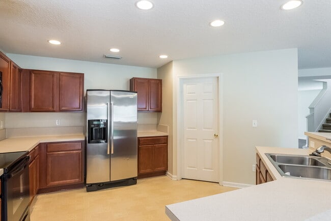 Building Photo - 150 Bedstone Drive