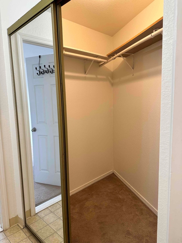 Building Photo - 1580 Chattaroy Cir