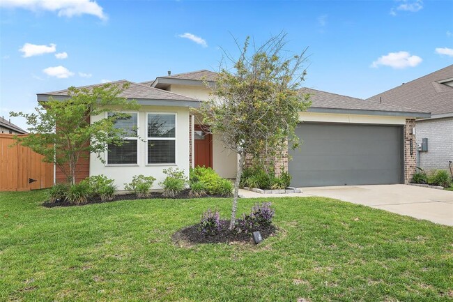 Building Photo - 2709 Golden Palms Ln