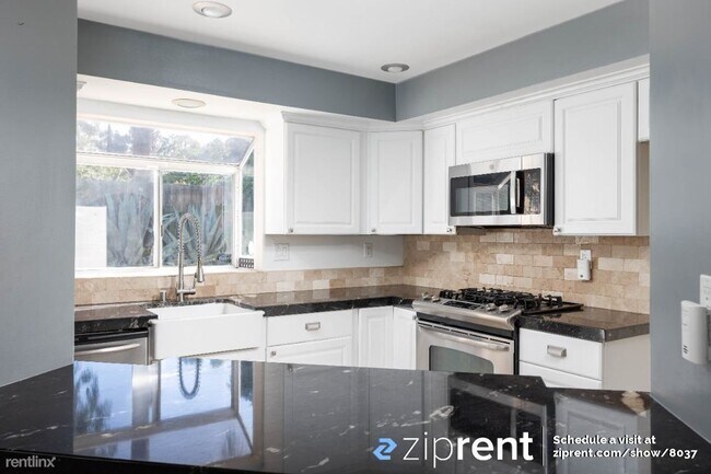 Building Photo - 3 br, 3 bath House - 11234 Pinestone Court...