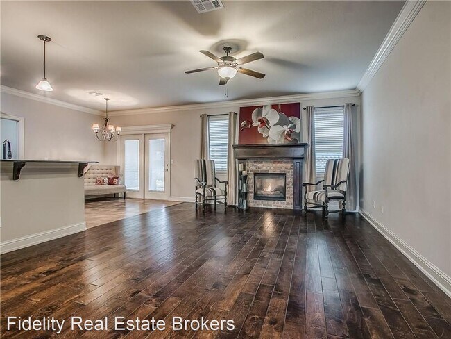 Foto del edificio - 3 br, 2.5 bath House - 15412 Homecoming Drive