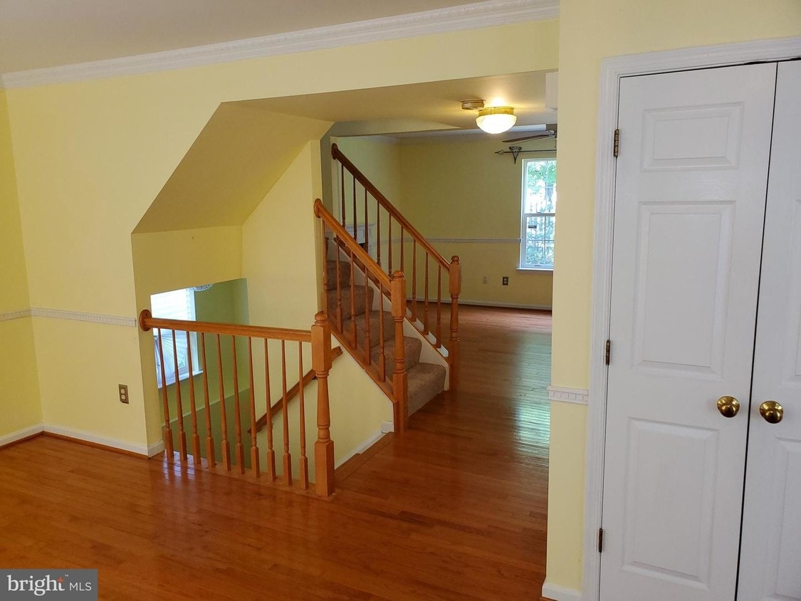 Primary Photo - 6814 Springshire Way