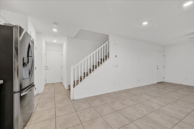 Foto del edificio - Henderson Townhouse With Views