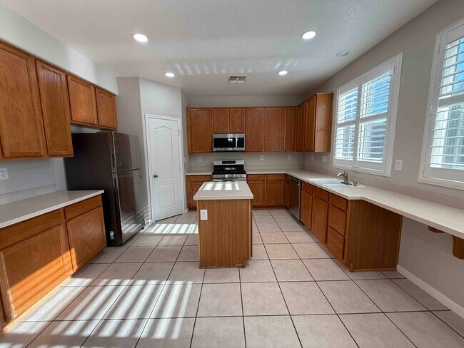 Foto del edificio - Great 4 Bedroom with Pool